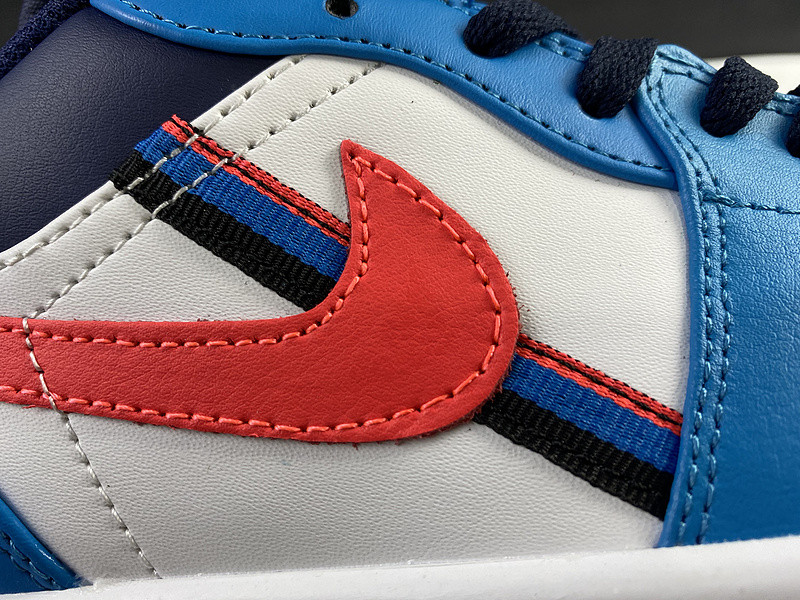 Air Jordan 1 Low 