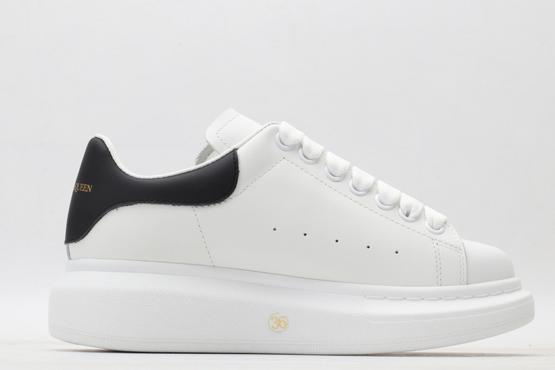 MQ Sneakers
