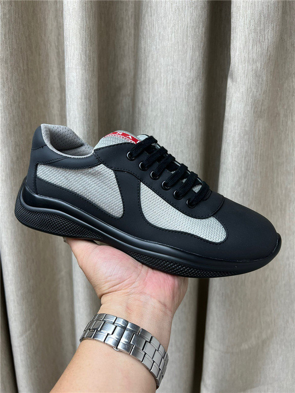 PA Low Sneakers