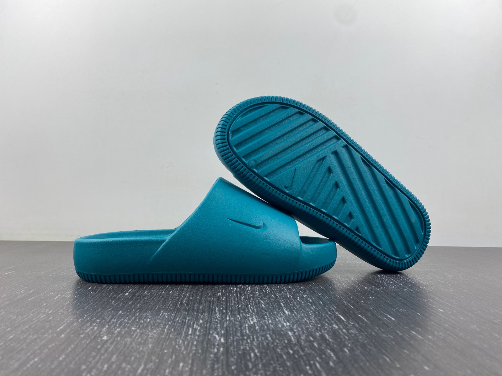 Nike Calm Slides FD4116-300