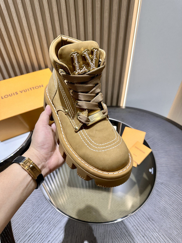 L*V BOOTS
