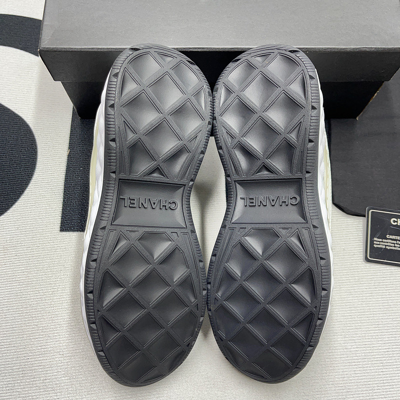 CNL Sneakers