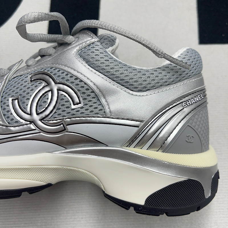 CNL Sneakers