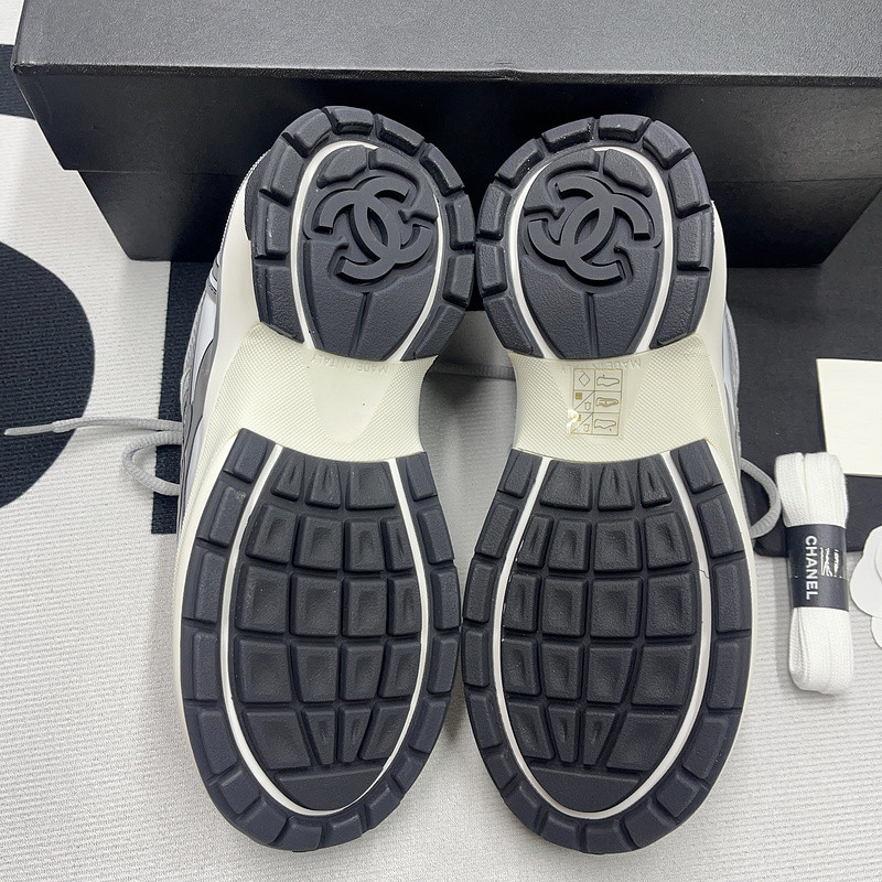 CNL Sneakers