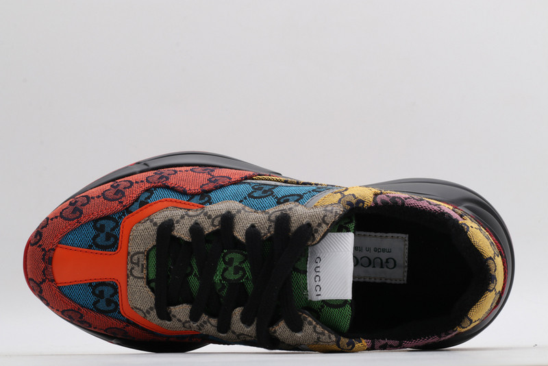 GC Sneakers
