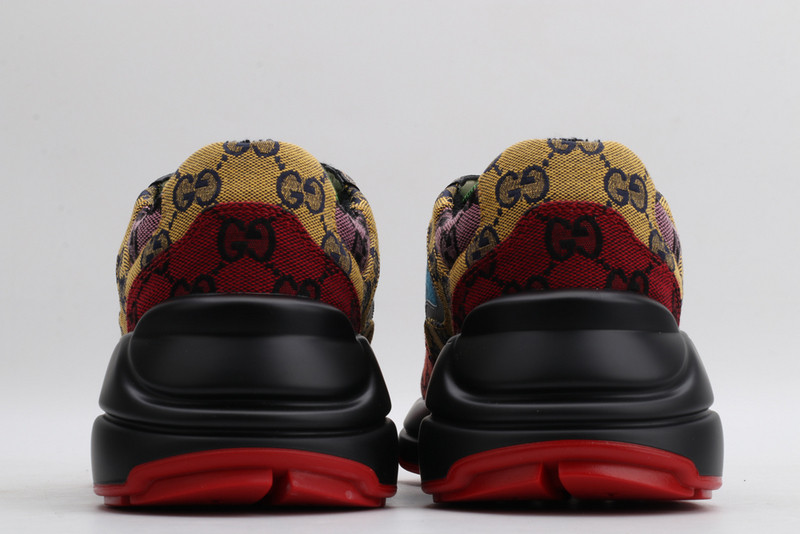 GC Sneakers