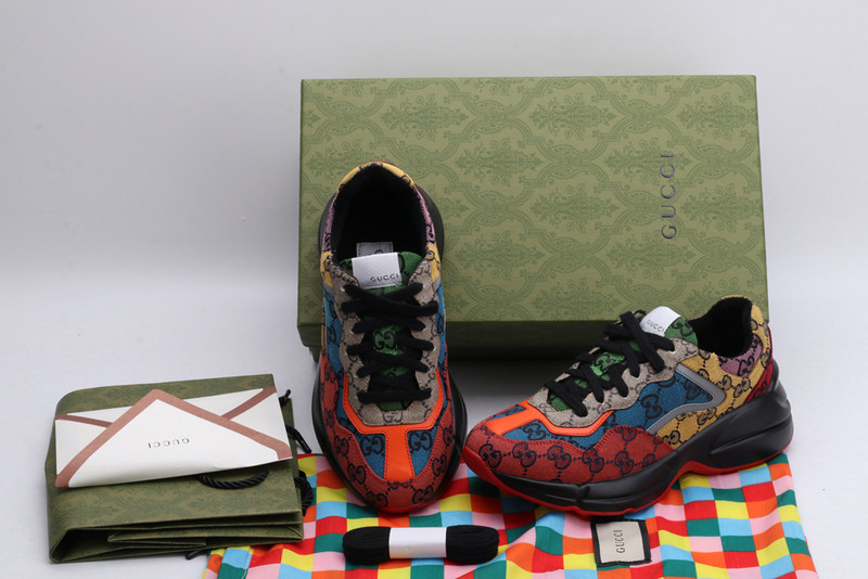 GC Sneakers