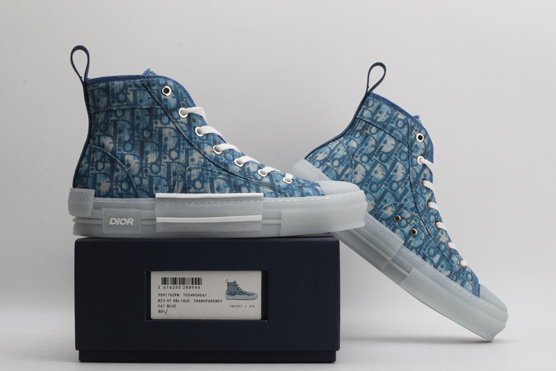 DR B23 High Top Sneaker