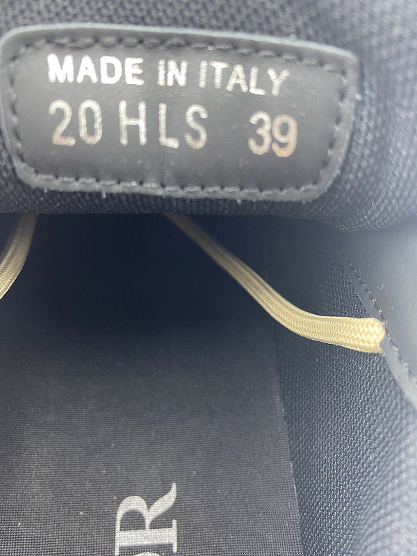 DR B22 Sneaker