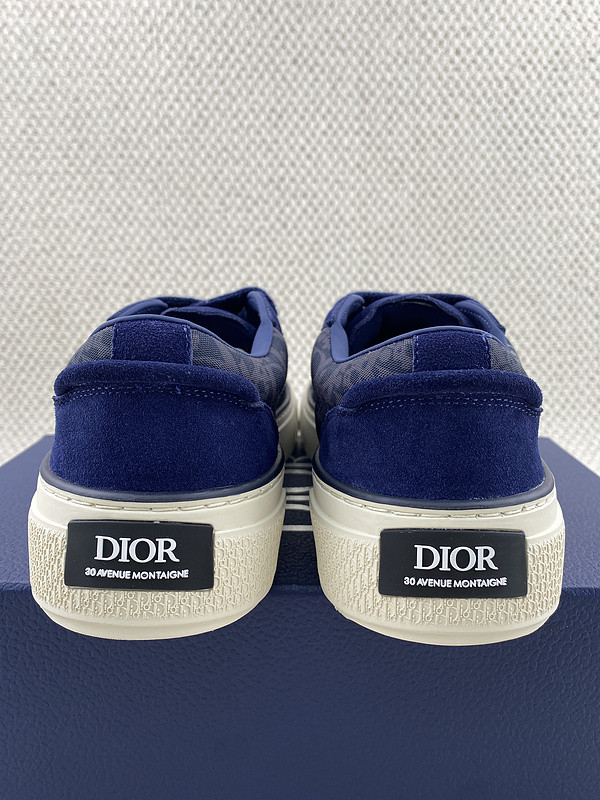 DR B33 Sneaker
