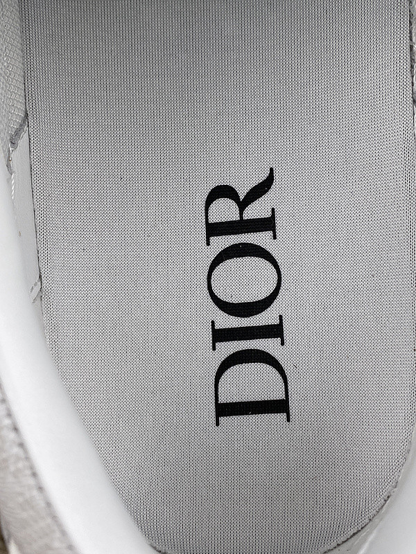 DR B33 Sneaker
