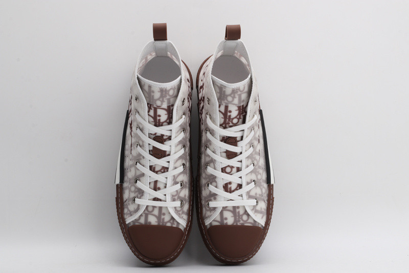 DR B23 High Top Sneaker