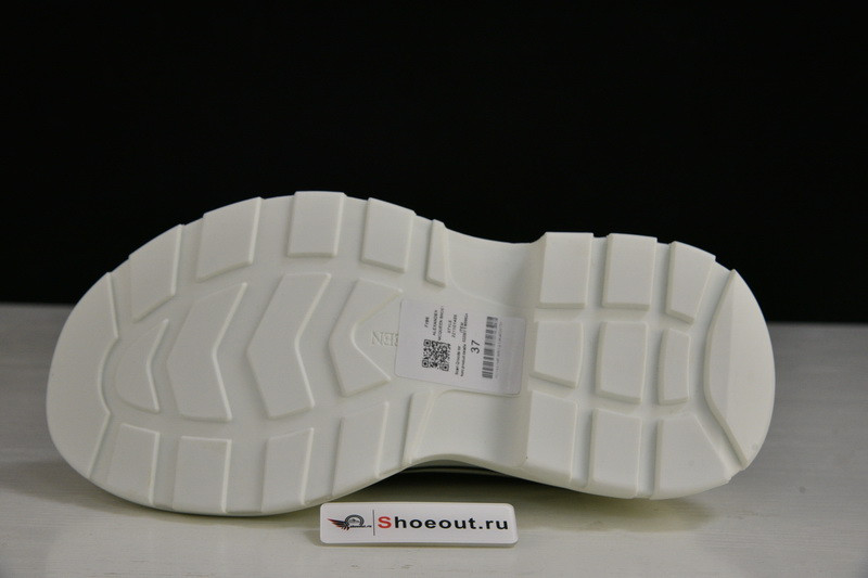 MQ Sneakers