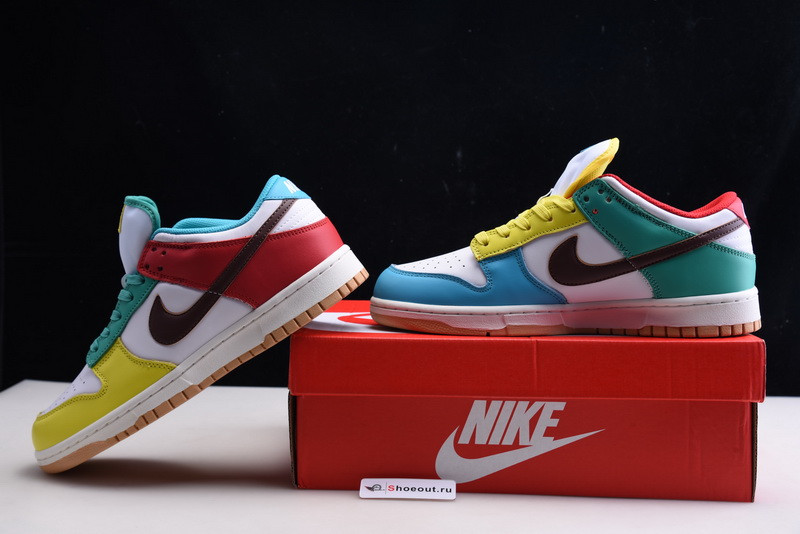 NIke Dunk Low SE 