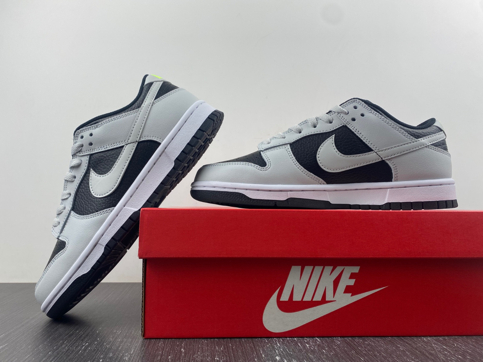Nike Dunk Low “Reverse Panda Neon” FD9756-001