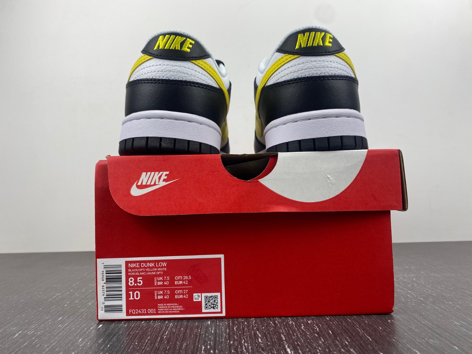 Nike Dunk Low 
