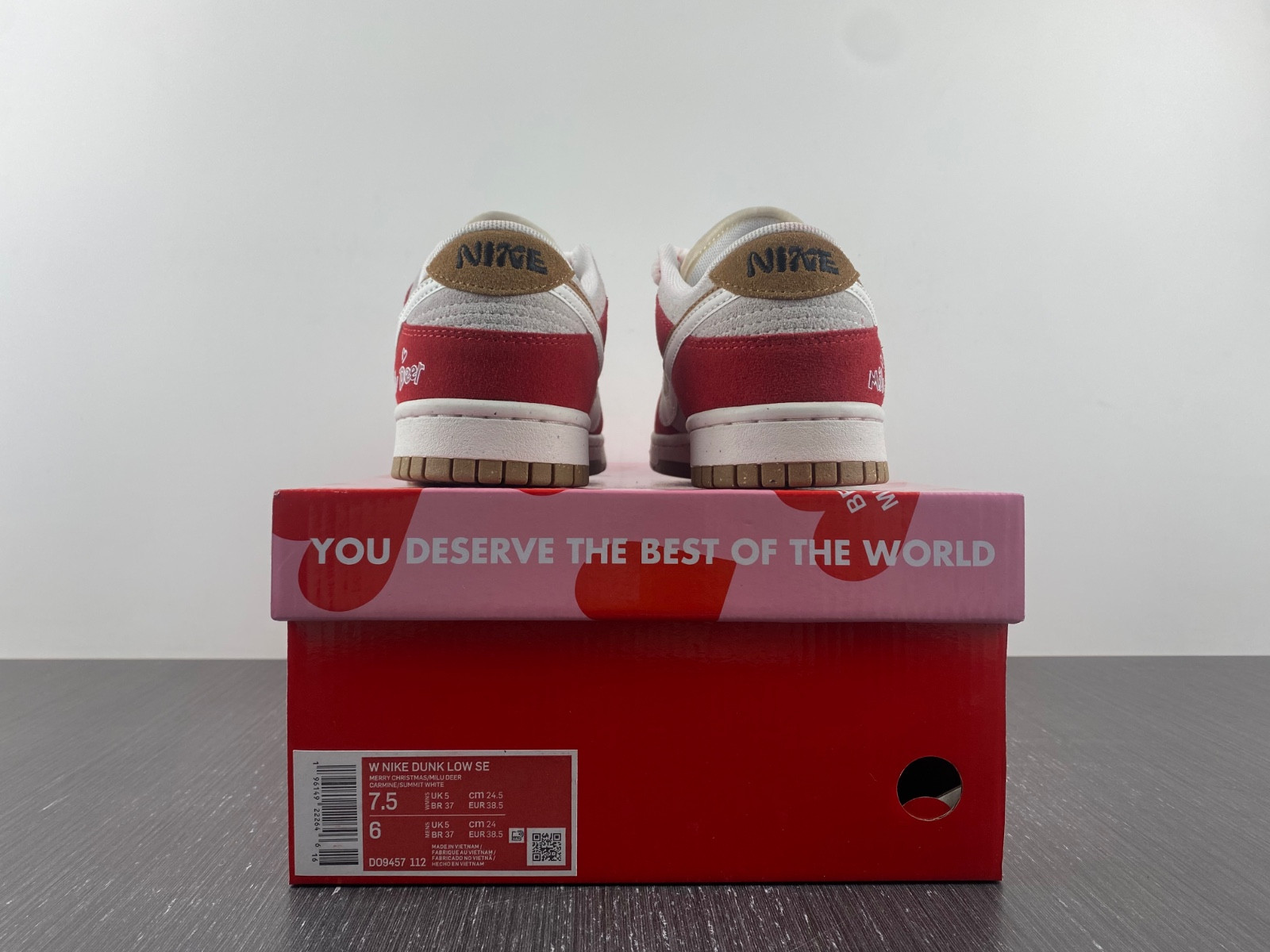 Nike Dunk Christmas DO9457-112