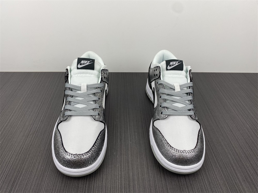 Nike Dunk Low “Shimmer” DO5882-001