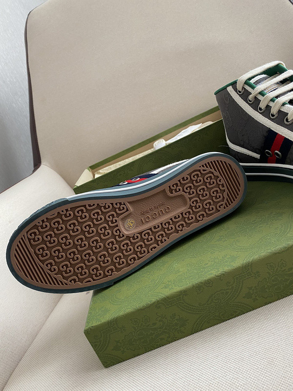 GC Sneakers