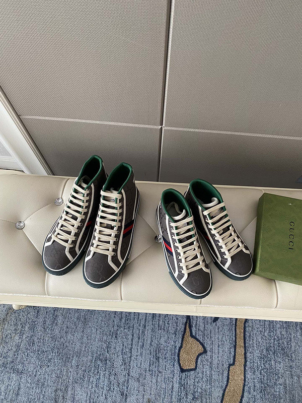 GC Sneakers