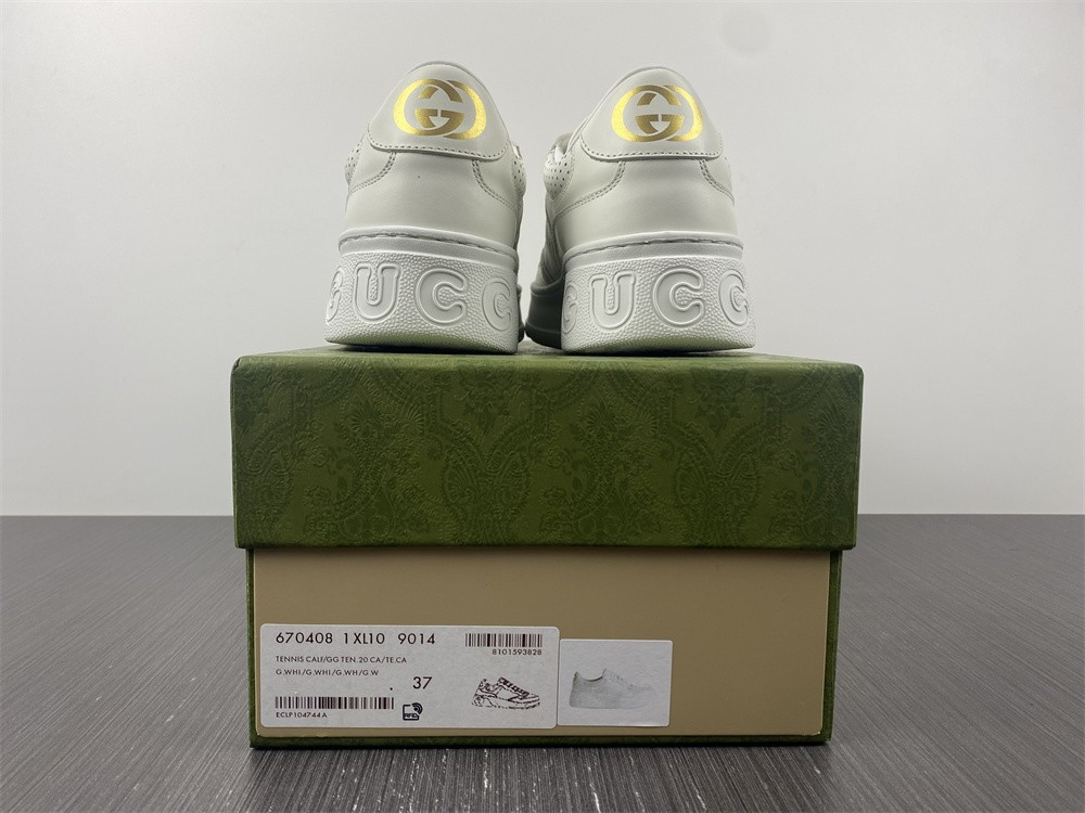 GC Sneakers