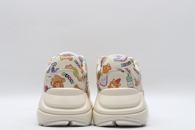 GC Sneakers