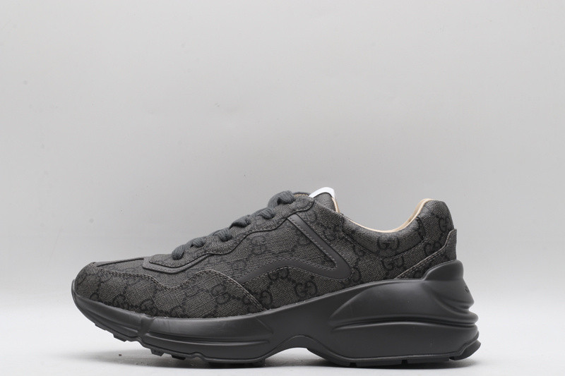 GC Sneakers