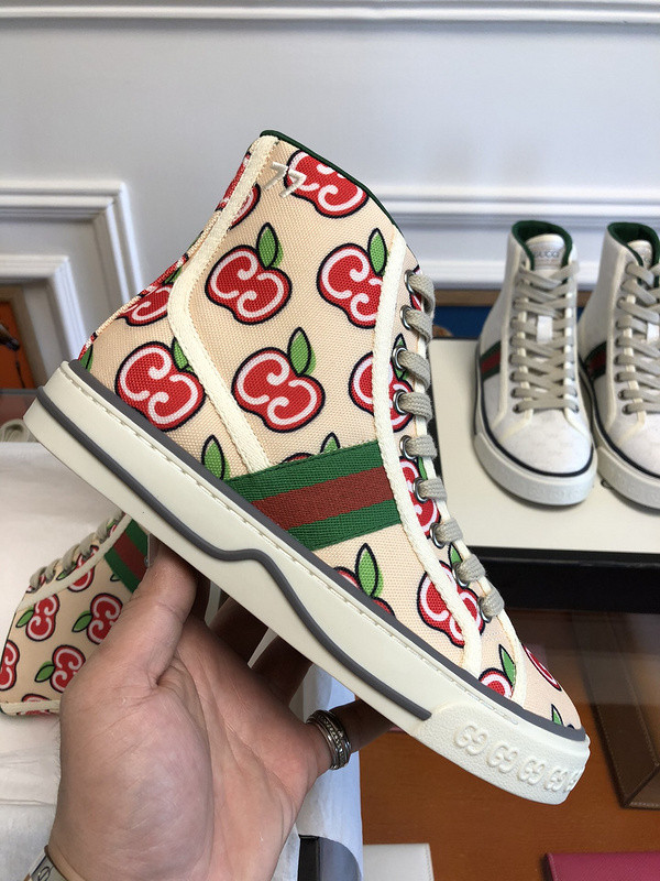 GC Sneakers