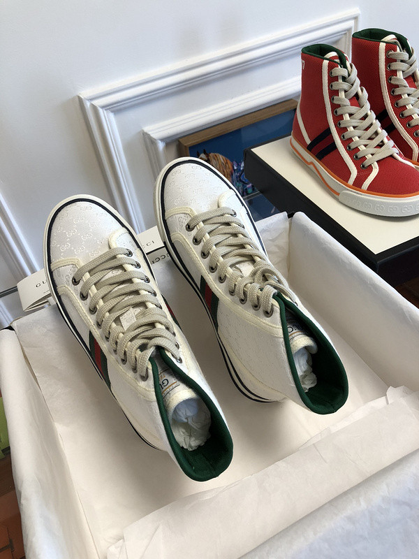GC Sneakers