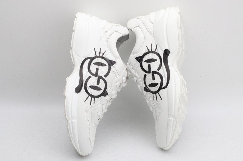 GC Sneakers