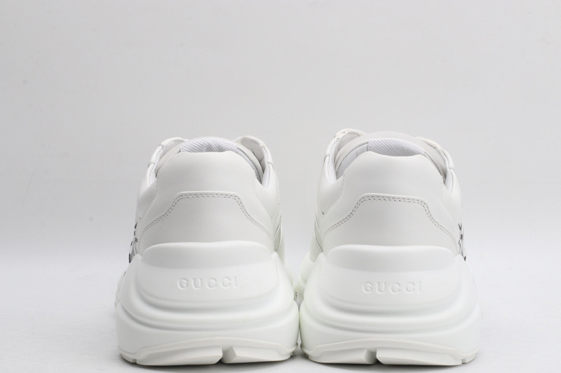GC Sneakers