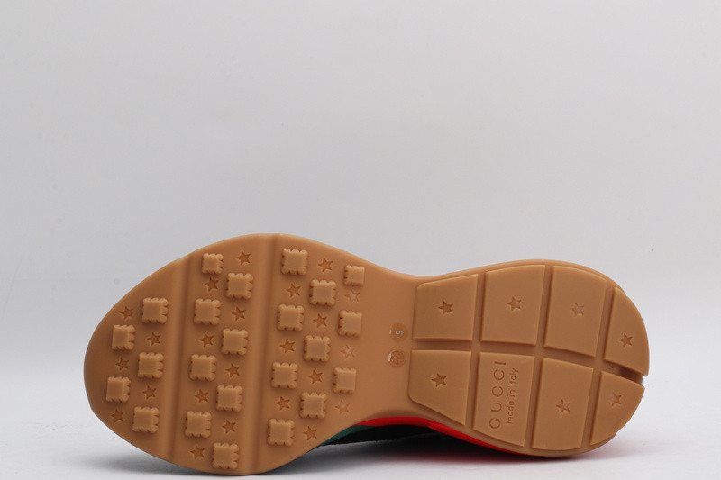 GC Sneakers