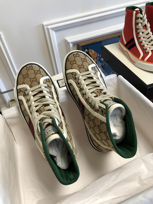 GC Sneakers