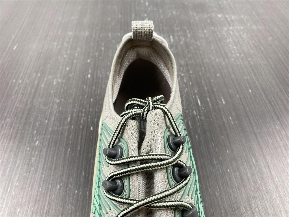 GC Sneakers