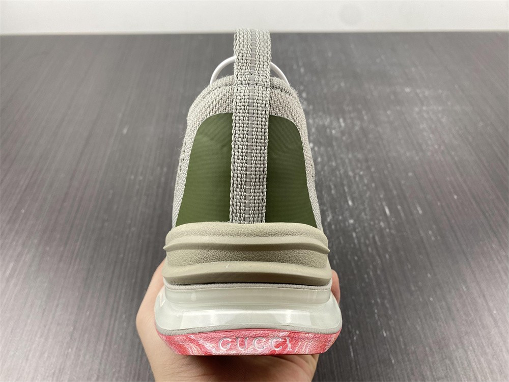 GC Sneakers