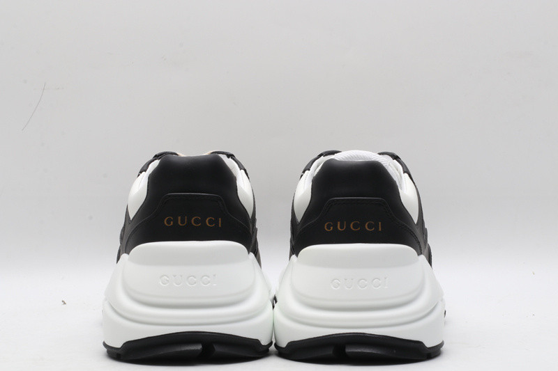 GC Sneakers