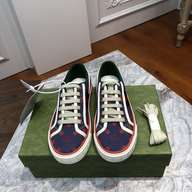 GC Sneakers