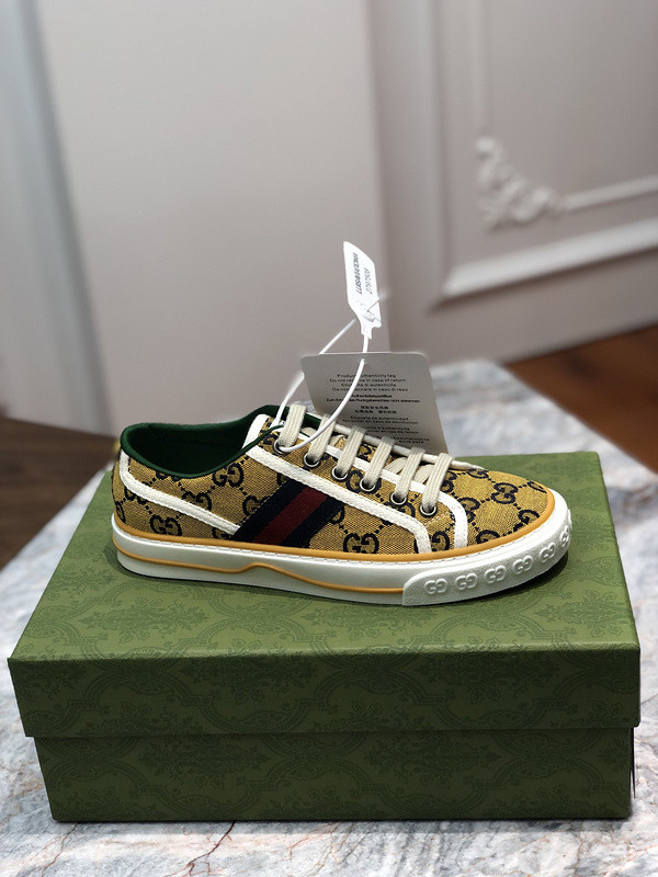 GC Sneakers