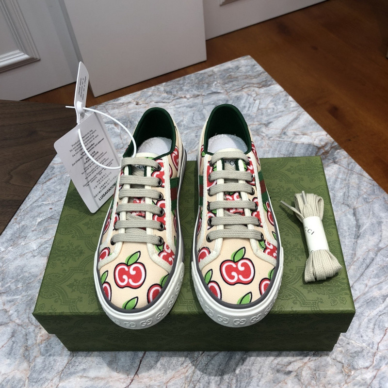 GC Sneakers