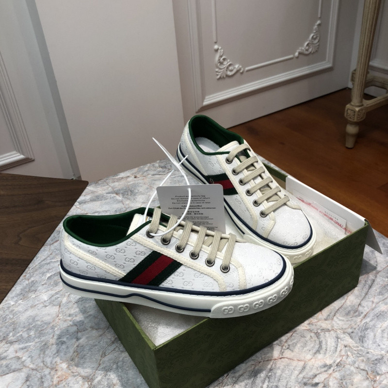 GC Sneakers