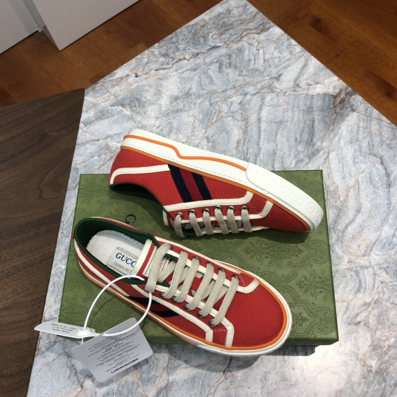GC Sneakers