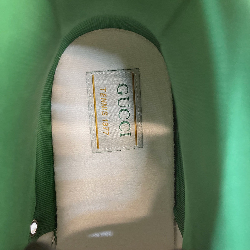 GC Sneakers