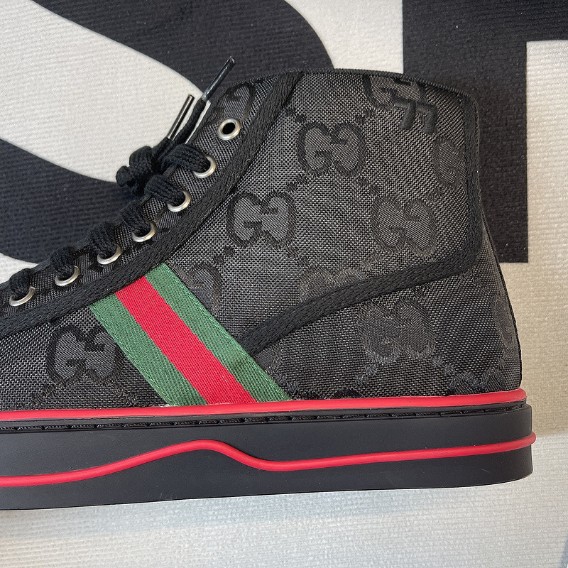 GC Sneakers