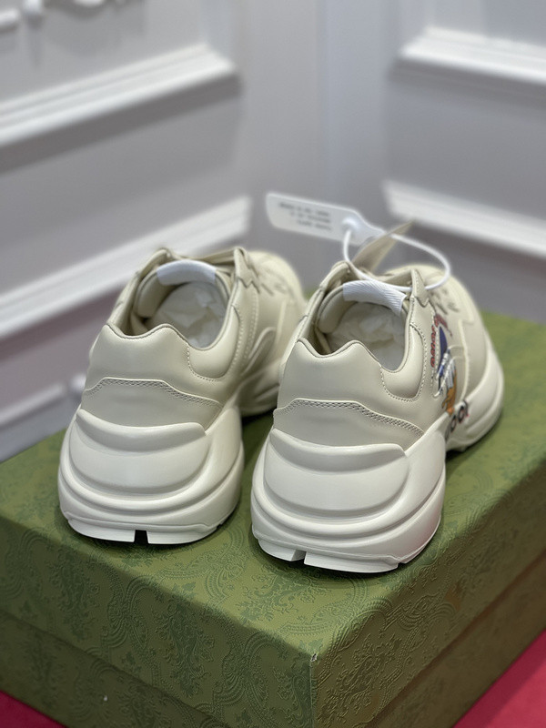 GC Sneakers