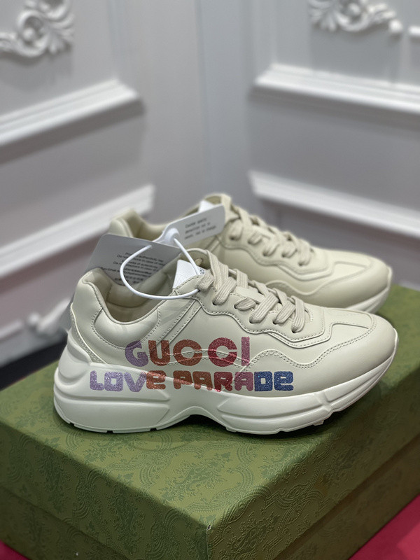 GC Sneakers