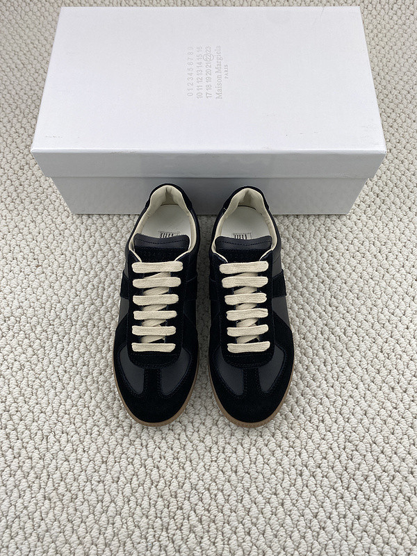 ma*s*n Ma*i*la sneakers