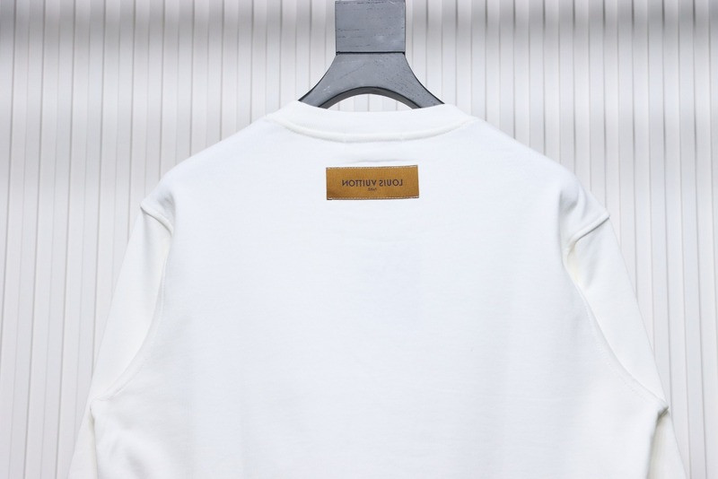 L*V HOODIE