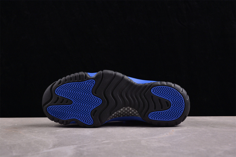 Air Jordan 11 Retro CT8012-400