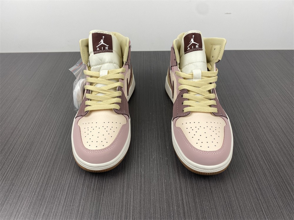 Nike Air Jordan 1 Mid DO7440-821
