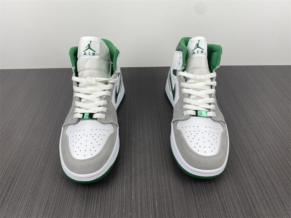 Air Jordan 1 Mid DC7294-103